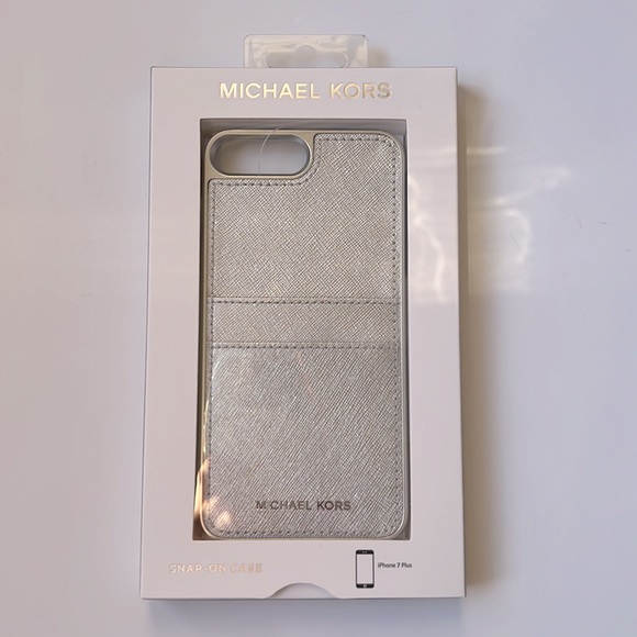 NWT Silver Michael Kors iPhone Case, Brand New in Box - Picture 2 of 2